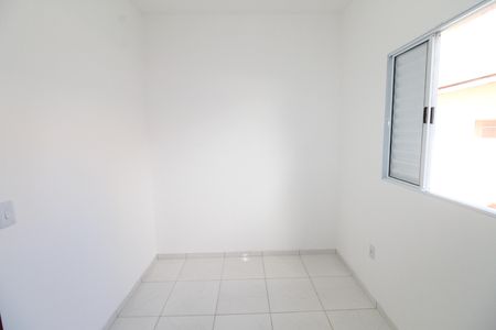 Casa para alugar com 130m², 2 quartos e 2 vagasQuarto
