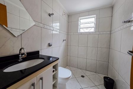 Casa para alugar com 220m², 3 quartos e 3 vagas Casa para alugar com 220m², 3 quartos e 3 vagasBanheiro