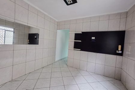 Casa para alugar com 220m², 3 quartos e 3 vagas Casa para alugar com 220m², 3 quartos e 3 vagasCozinha