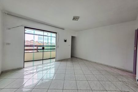 Casa para alugar com 220m², 3 quartos e 3 vagas Casa para alugar com 220m², 3 quartos e 3 vagasSuíte