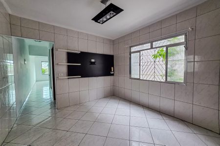 Casa para alugar com 220m², 3 quartos e 3 vagas Casa para alugar com 220m², 3 quartos e 3 vagasCozinha