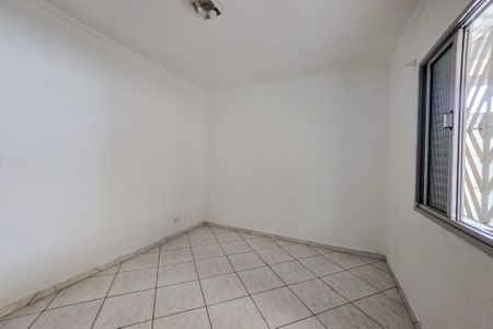 Casa para alugar com 220m², 3 quartos e 3 vagas Casa para alugar com 220m², 3 quartos e 3 vagasQuarto 2