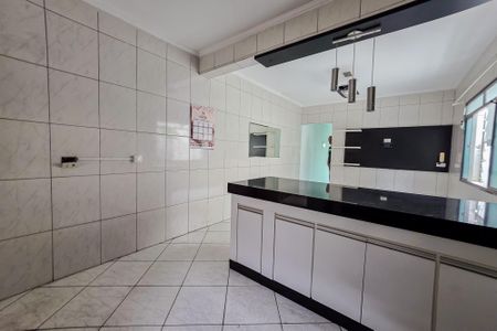 Casa para alugar com 220m², 3 quartos e 3 vagas Casa para alugar com 220m², 3 quartos e 3 vagasCozinha