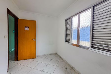 Casa para alugar com 220m², 3 quartos e 3 vagas Casa para alugar com 220m², 3 quartos e 3 vagasQuarto 1