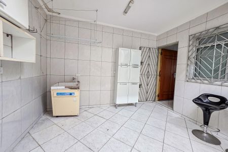 Casa para alugar com 220m², 3 quartos e 3 vagas Casa para alugar com 220m², 3 quartos e 3 vagasÁrea de Serviço
