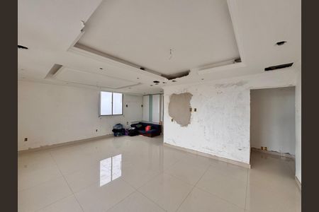 Sala/Quarto de apartamento à venda com 1 quarto, 56m² em Barra da Tijuca, Rio de Janeiro