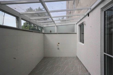 Apartamento para alugar com 53m², 2 quartos e sem vagaQuintal 
