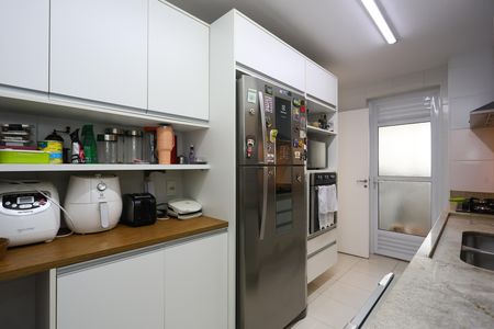 Apartamento à venda com 138m², 3 quartos e 2 vagas Apartamento à venda com 138m², 3 quartos e 2 vagascozinha