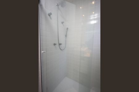 Apartamento à venda com 138m², 3 quartos e 2 vagas Apartamento à venda com 138m², 3 quartos e 2 vagasBanheiro da Suíte 1