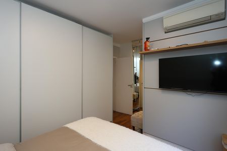 Apartamento à venda com 138m², 3 quartos e 2 vagas Apartamento à venda com 138m², 3 quartos e 2 vagassuíte 1