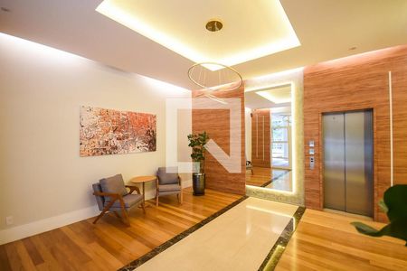 Apartamento à venda com 138m², 3 quartos e 2 vagas Apartamento à venda com 138m², 3 quartos e 2 vagasHall de entrada