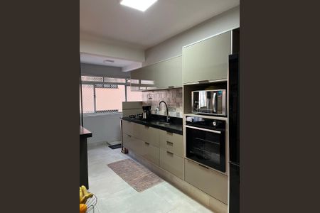 Apartamento à venda com 98m², 2 quartos e 1 vagaCozinha