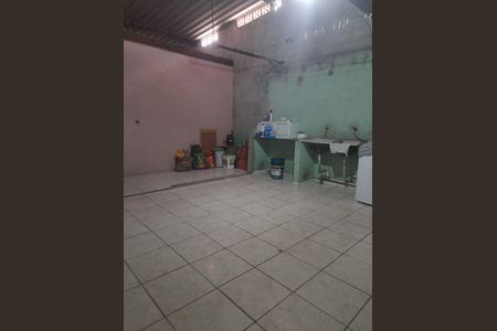 Casa à venda com 4 quartos, 300m² em Jardim Flor de Maio, São Paulo