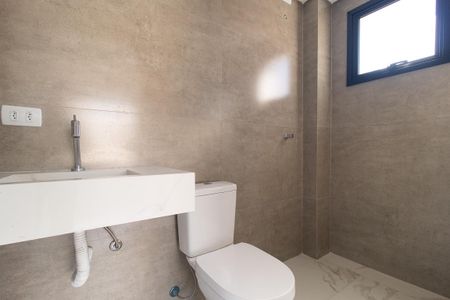 Banheiro de kitnet/studio à venda com 1 quarto, 28m² em Guabirotuba, Curitiba