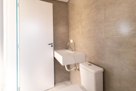 Banheiro de kitnet/studio à venda com 1 quarto, 28m² em Guabirotuba, Curitiba