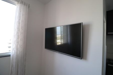 Sala de apartamento para alugar com 2 quartos, 45m² em Jardim Inconfidencia, Uberlândia