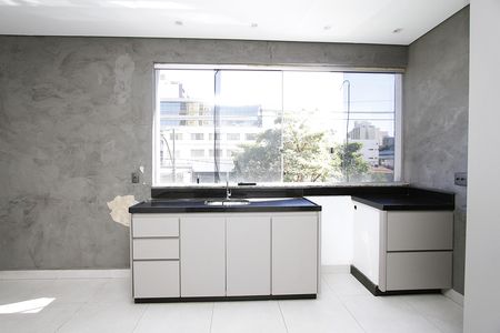 Cozinha de kitnet/studio para alugar com 1 quarto, 75m² em Barro Preto, Belo Horizonte