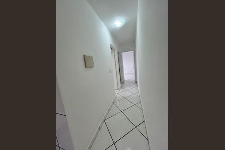 Casa à venda com 188m², 3 quartos e 5 vagas Casa à venda com 188m², 3 quartos e 5 vagasCorredor