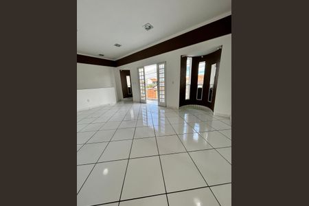 Casa à venda com 3 quartos, 188m² em Fazenda Grande, Jundiaí