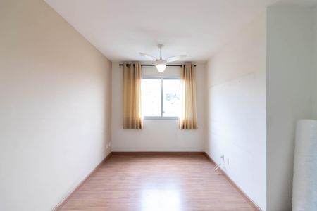 Sala de apartamento para alugar com 2 quartos, 50m² em Vila Roque, São Paulo