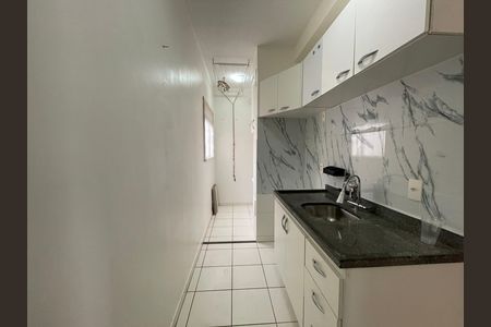 Cozinha  de apartamento para alugar com 2 quartos, 47m² em Petrópolis, Cotia