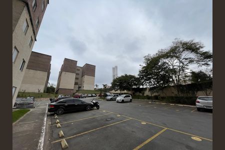 Apartamento para alugar com 47m², 2 quartos e 1 vaga Apartamento para alugar com 47m², 2 quartos e 1 vagaFachada
