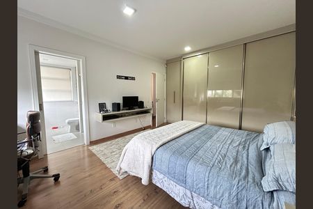 Casa para alugar com 200m², 3 quartos e 2 vagas Casa para alugar com 200m², 3 quartos e 2 vagasSuíte 3