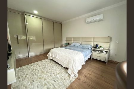 Casa para alugar com 200m², 3 quartos e 2 vagas Casa para alugar com 200m², 3 quartos e 2 vagasSuíte 3