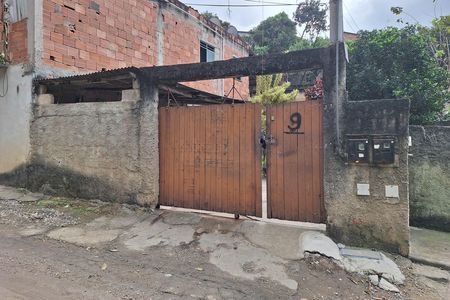Fachada de casa para alugar com 9 quartos, 500m² em Sapê, Niterói