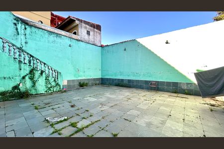 Quintal de casa à venda com 4 quartos, 395m² em Parque Continental I, Guarulhos