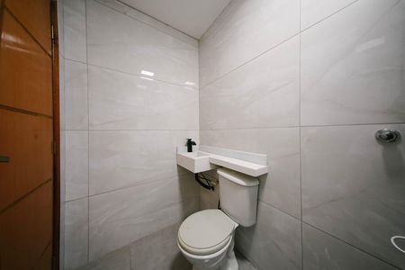 Apartamento para alugar com 40m², 2 quartos e sem vaga Apartamento para alugar com 40m², 2 quartos e sem vagaBanheiro