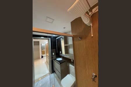 Apartamento para alugar com 64m², 2 quartos e 1 vaga Apartamento para alugar com 64m², 2 quartos e 1 vagaBanheiro
