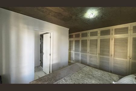 Suite de apartamento à venda com 4 quartos, 193m² em Vila Assunção, Santo André