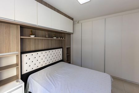 Apartamento para alugar com 77m², 2 quartos e 2 vagas Apartamento para alugar com 77m², 2 quartos e 2 vagasSuíte 1