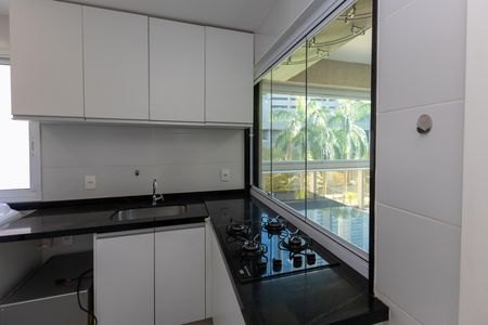 Apartamento para alugar com 77m², 2 quartos e 2 vagas Apartamento para alugar com 77m², 2 quartos e 2 vagasCozinha