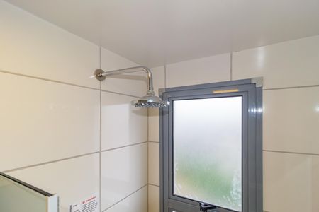 Apartamento para alugar com 35m², 1 quarto e sem vaga Apartamento para alugar com 35m², 1 quarto e sem vagaDetalhe - Banheiro