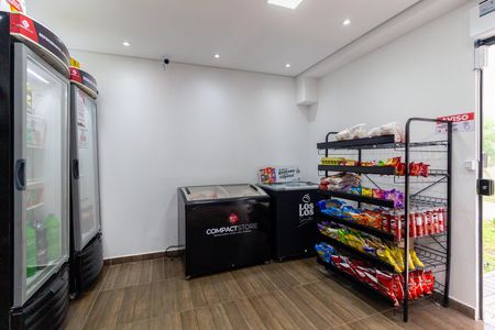 Apartamento para alugar com 35m², 1 quarto e sem vaga Apartamento para alugar com 35m², 1 quarto e sem vagaMini Mercado