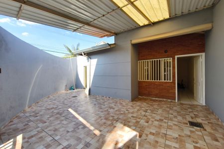 Quintal - Garagem de casa para alugar com 3 quartos, 84m² em Residencial São José, Campinas