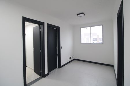 Sala de apartamento para alugar com 2 quartos, 36m² em Usina Piratininga, São Paulo