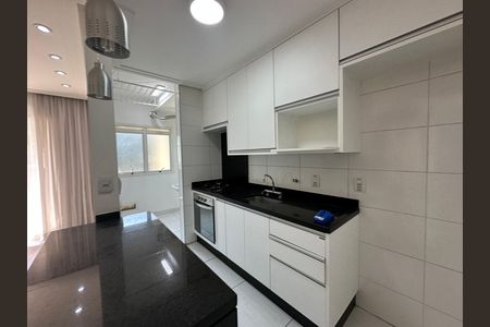 Apartamento para alugar com 68m², 2 quartos e 1 vaga Apartamento para alugar com 68m², 2 quartos e 1 vagaCozinha