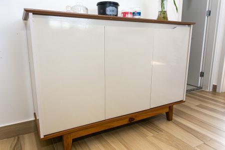 Apartamento à venda com 42m², 2 quartos e sem vaga Apartamento à venda com 42m², 2 quartos e sem vagaSala - Armário