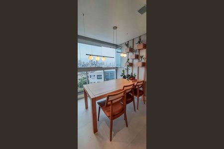 Apartamento à venda com 74m², 3 quartos e 2 vagas Apartamento à venda com 74m², 3 quartos e 2 vagasVaranda Gourmet