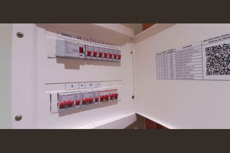 Apartamento à venda com 74m², 3 quartos e 2 vagas Apartamento à venda com 74m², 3 quartos e 2 vagasQuadro de Luz
