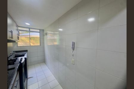 Cozinha de apartamento para alugar com 2 quartos, 47m² em Jardim Silvestre, Guarulhos