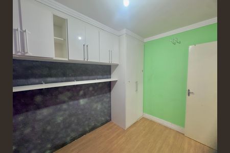 Quarto 2 de apartamento para alugar com 2 quartos, 47m² em Jardim Silvestre, Guarulhos