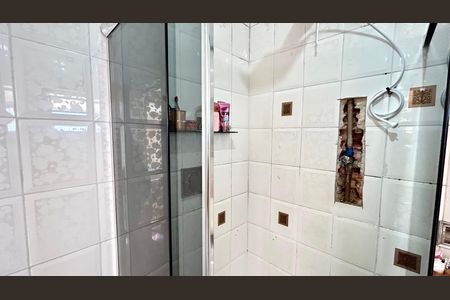 Casa à venda com 290m², 3 quartos e 1 vagaBanheiro 1