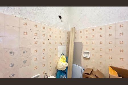 Casa à venda com 290m², 3 quartos e 1 vagaBanheiro 2
