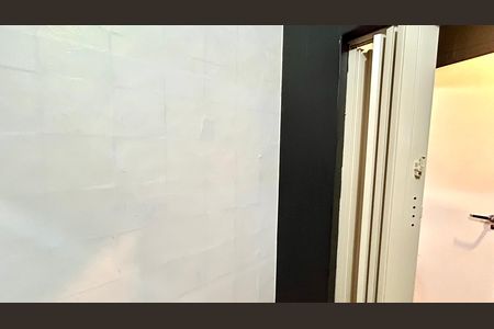 Casa à venda com 290m², 3 quartos e 1 vagaBanheiro 3