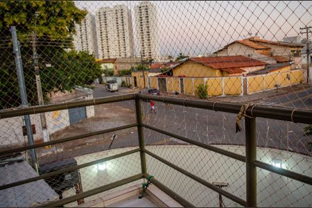Sacada da Suíte 1 de casa à venda com 3 quartos, 250m² em Vila Froes, Goiânia