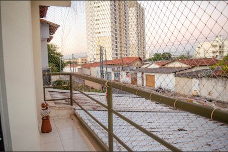 Casa à venda com 300m², 3 quartos e 3 vagas Casa à venda com 300m², 3 quartos e 3 vagasSacada da Suíte 1